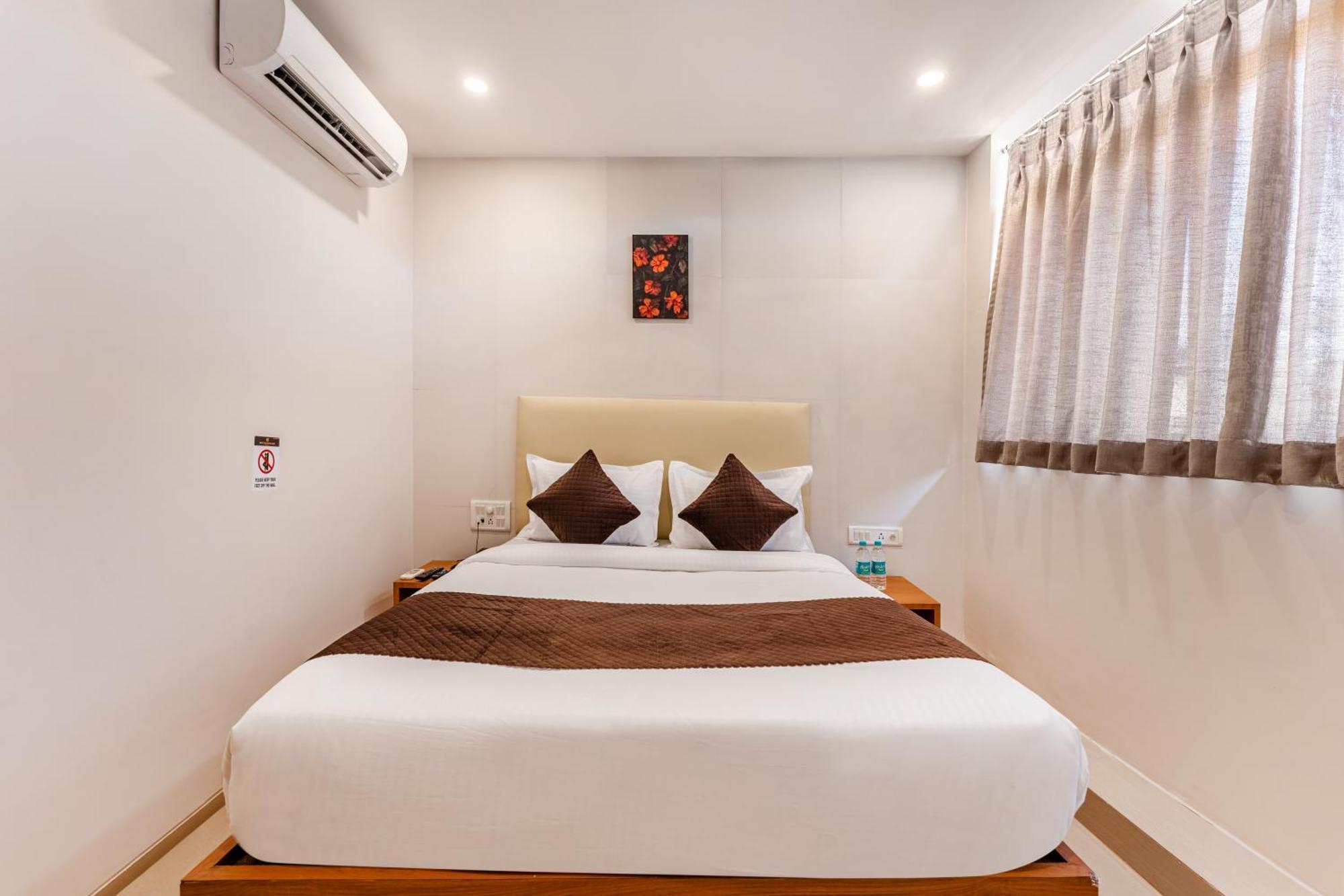 Metropolis Business Hotel Pangim Exterior foto