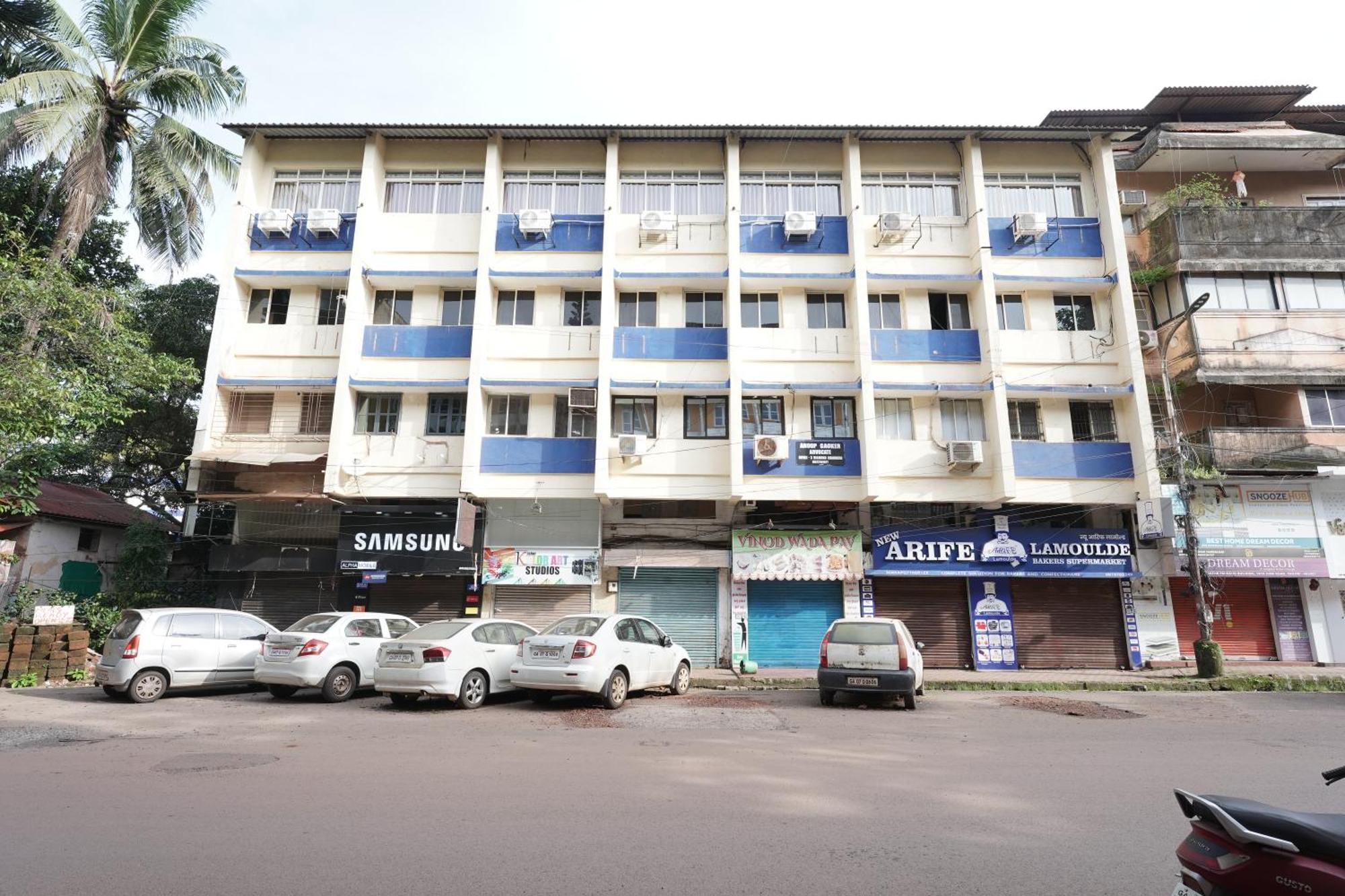 Metropolis Business Hotel Pangim Exterior foto