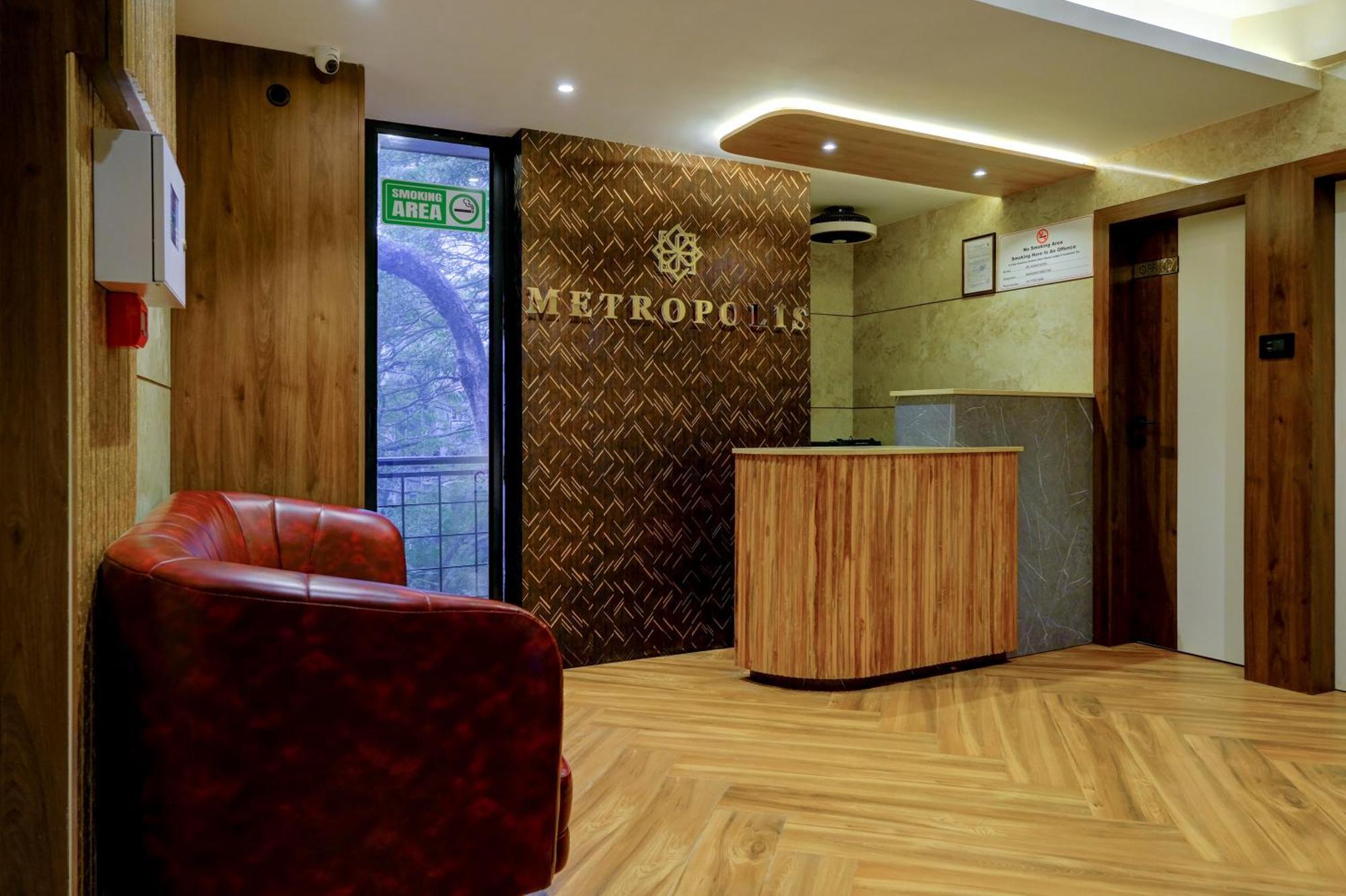 Metropolis Business Hotel Pangim Exterior foto