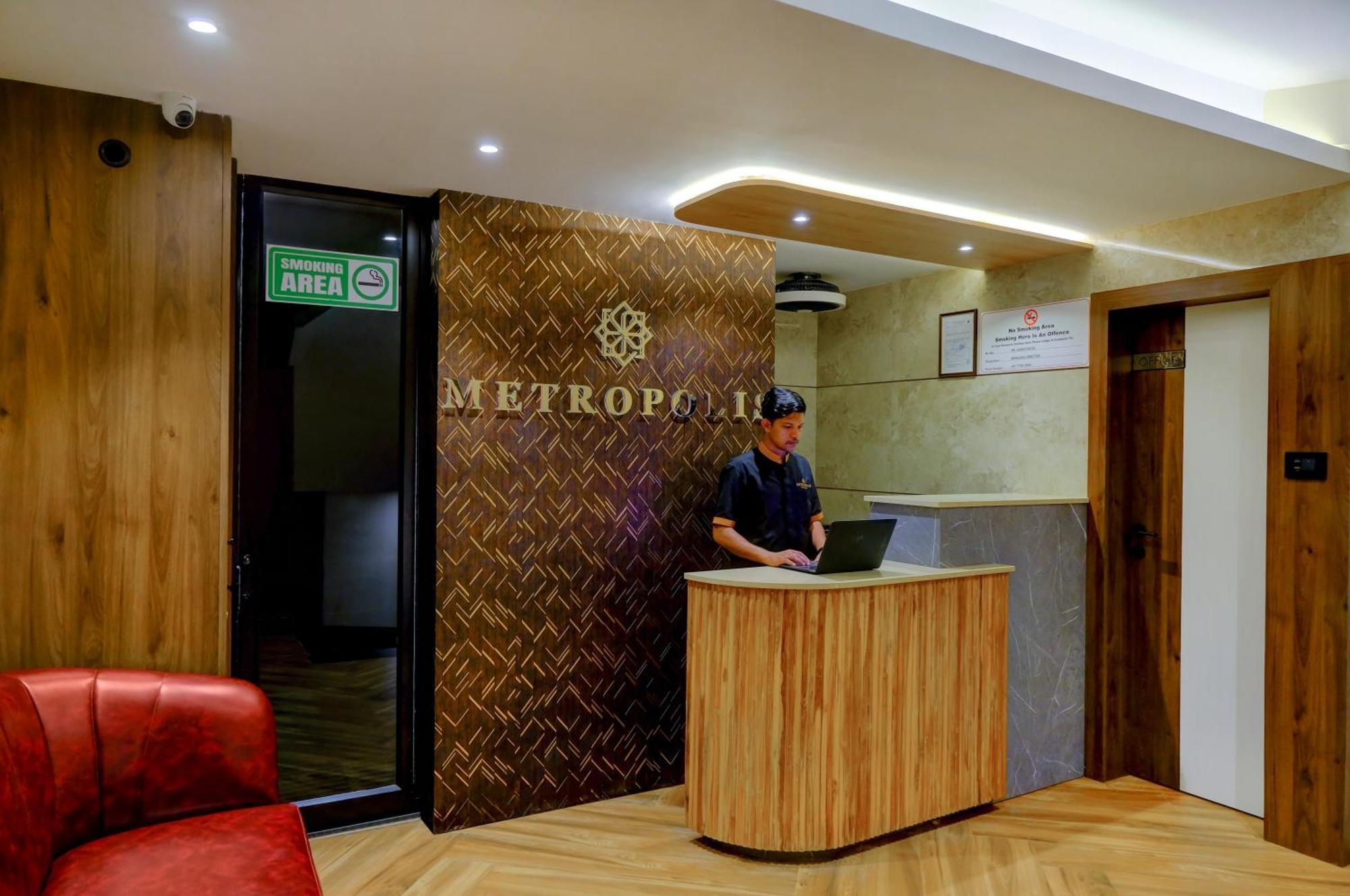 Metropolis Business Hotel Pangim Exterior foto